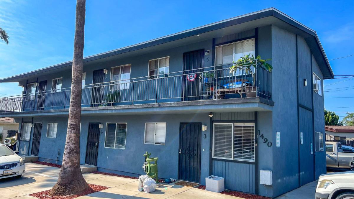 Apartment for rent at 1490 Hemlock Ave, Imperial Beach, CA 91932