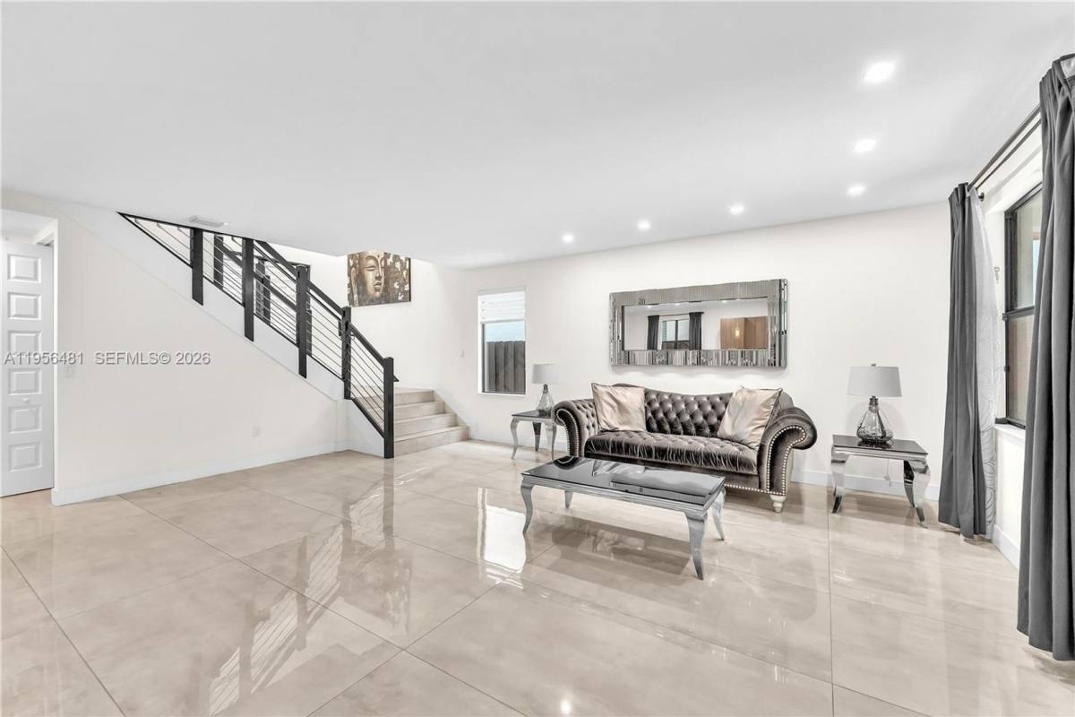 House for rent at 10250 NW 76th Terrace, Miami, FL 33178