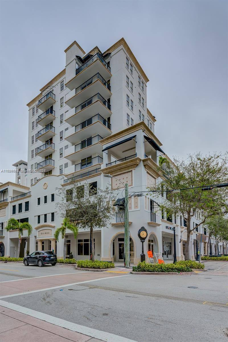Apartment for rent at 4100 Salzedo St, Miami, FL 33146