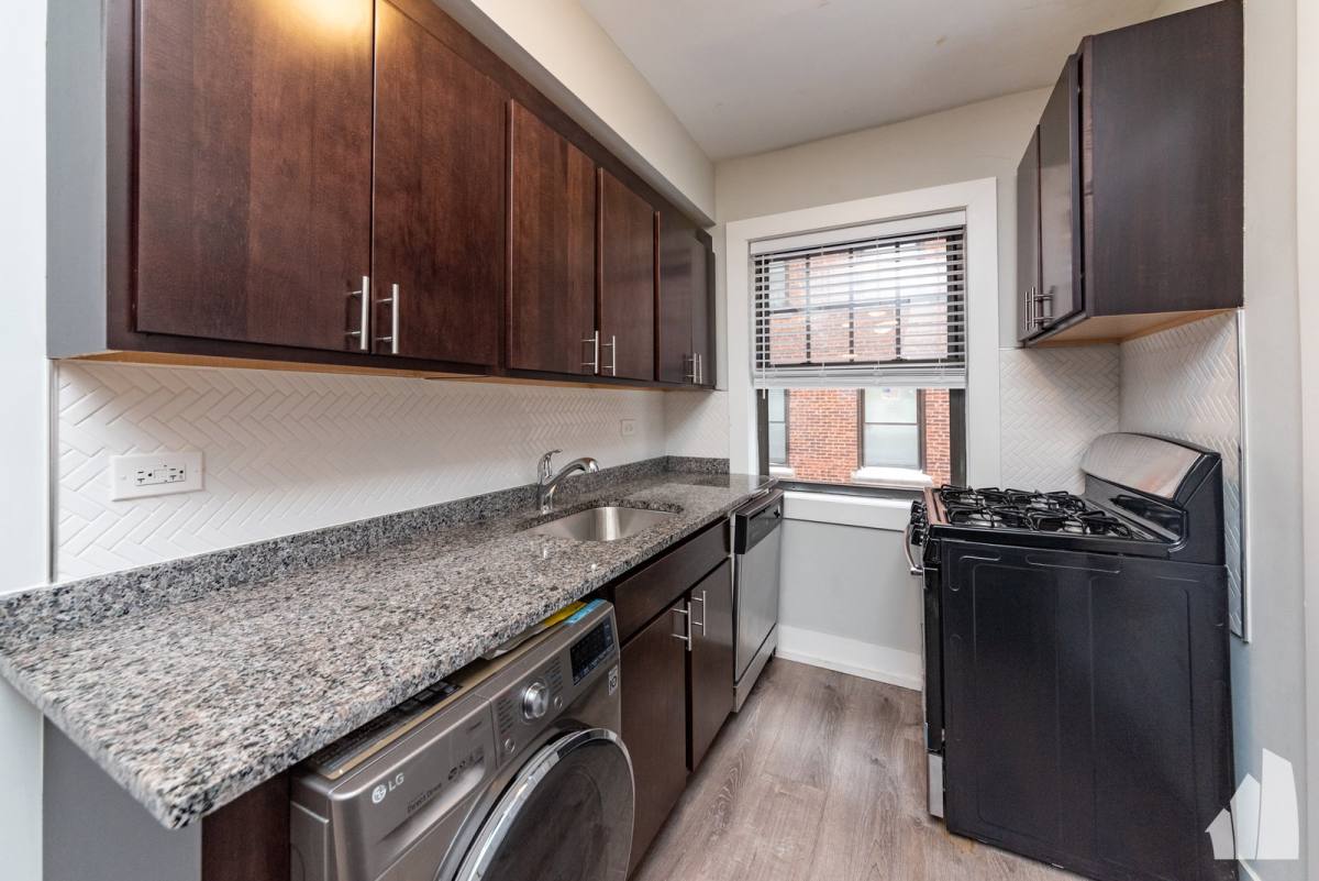 Apartment for rent at 1128 Maple Ave #A3, Evanston, IL 60202