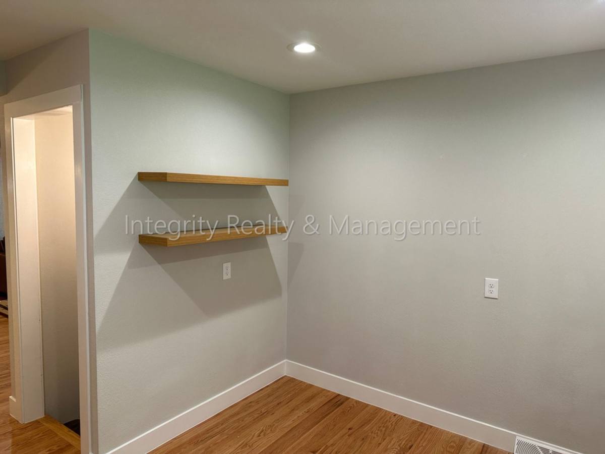 House for rent at 3092 W Layton Ave, Englewood, CO 80110