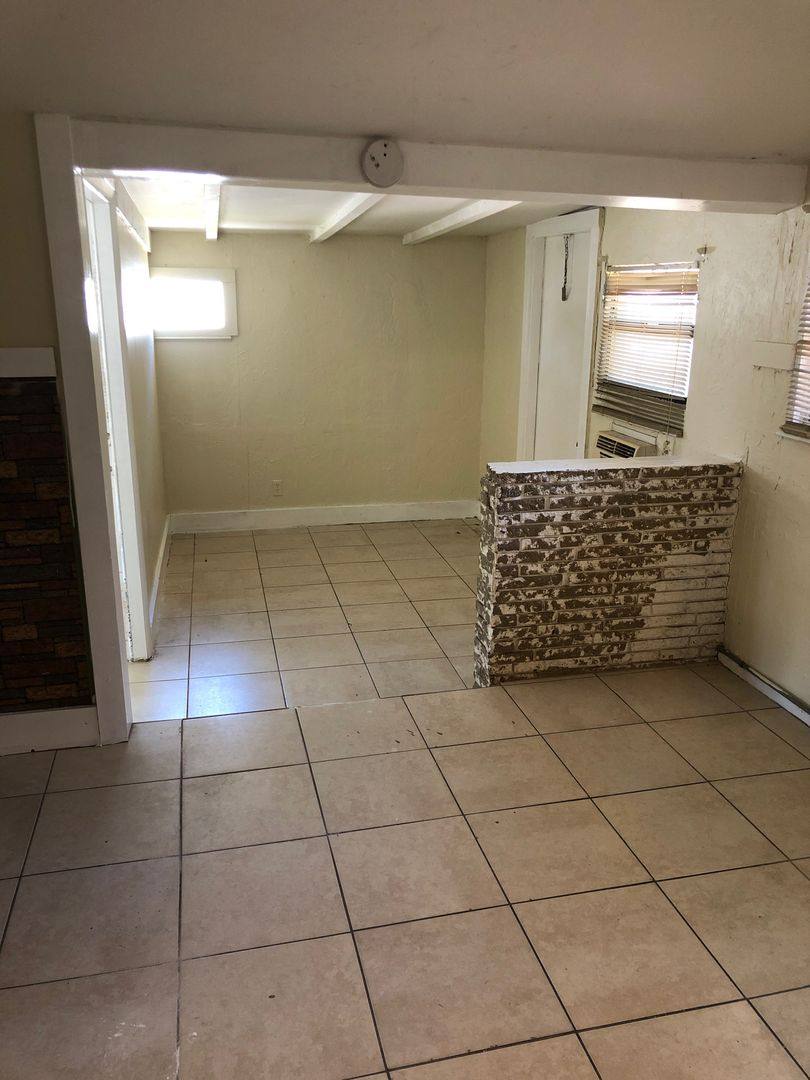 House for rent at 1859 Lauderdale Manor Dr, Fort Lauderdale, FL 33311