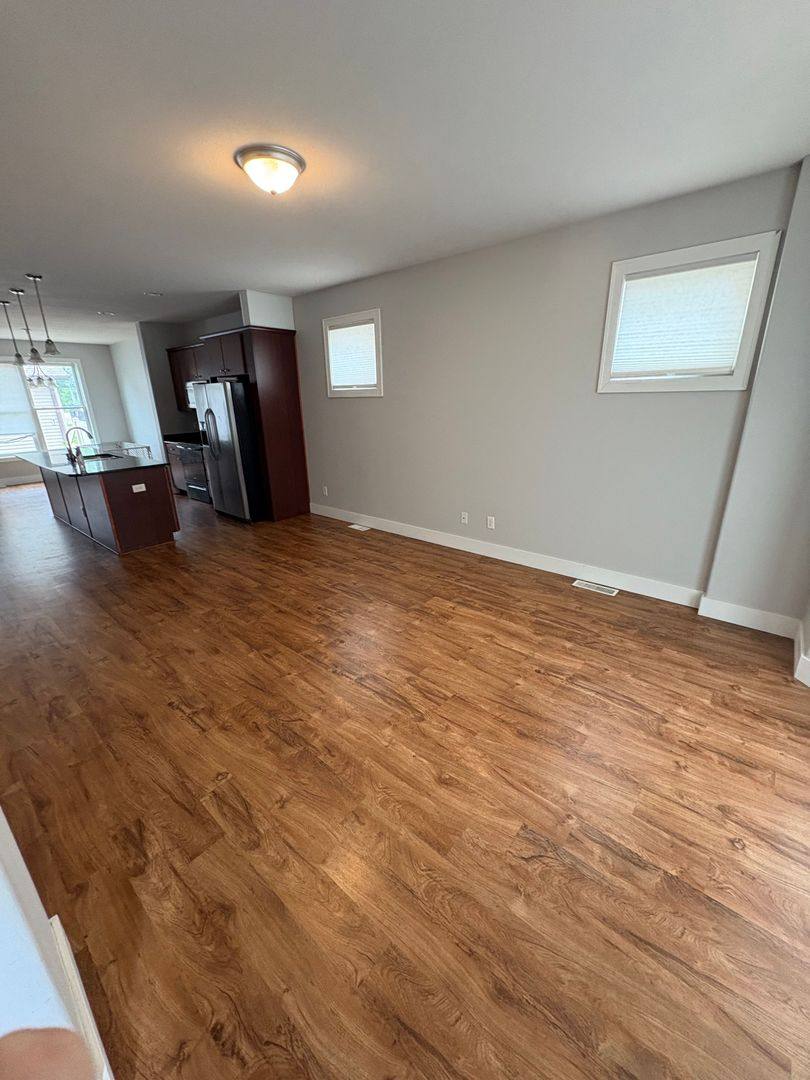 Apartment for rent at 301-311 E 3rd St, Waterloo, IA 50703
