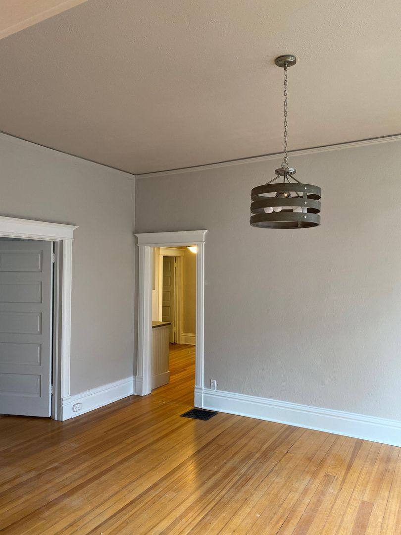House for rent at 1011-A N Corona St, Colorado Springs, CO 80903