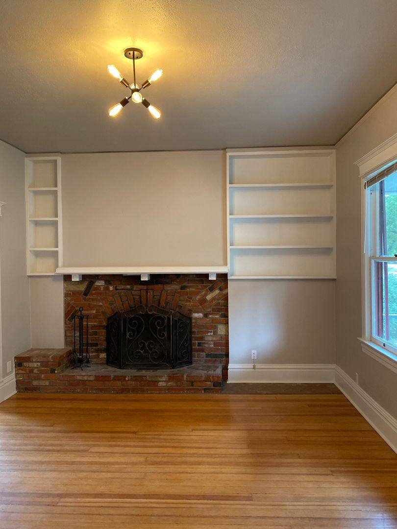 House for rent at 1011-A N Corona St, Colorado Springs, CO 80903