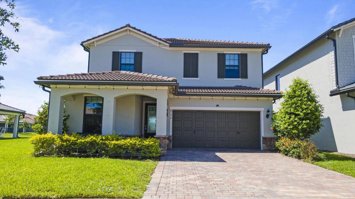 Townhouse for rent at 8196 Cinch Way, Lake Worth, FL 33467