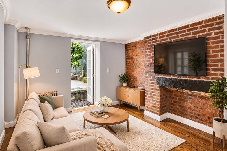 Apartment for rent at 118 E 7th St #1W, New York, NY 10009