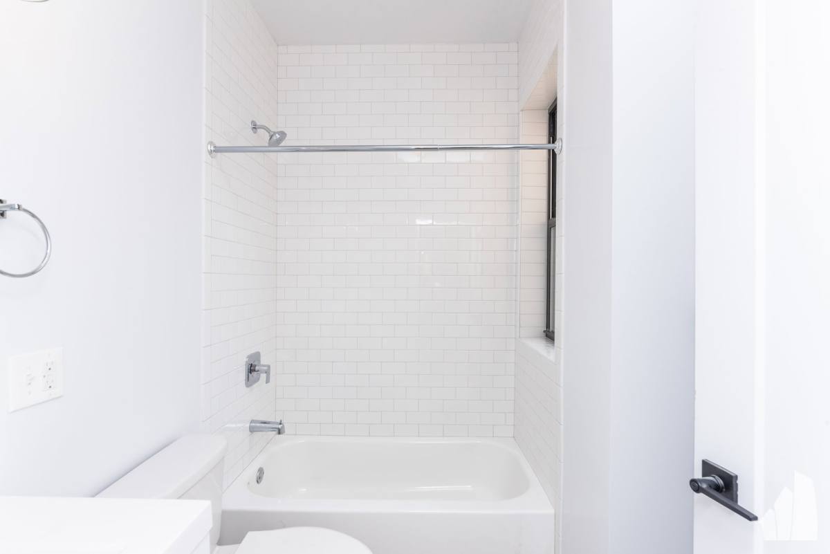 Apartment for rent at 3409 W Fullerton Ave #2A, Chicago, IL 60647