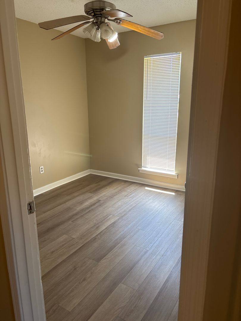 House for rent at 633 Groveland Dr, Montgomery, AL 36109
