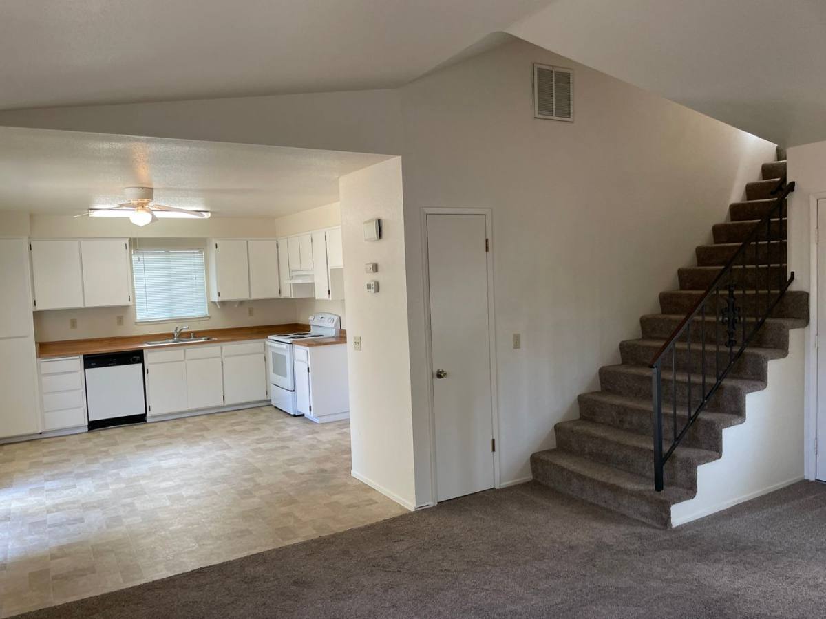 House for rent at 1057 Diablo Ave, Chico, CA 95973