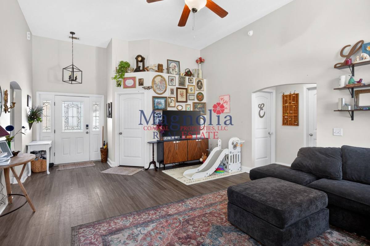House for rent at 268 Scarlett Lane, Richmond Hill, GA 31324