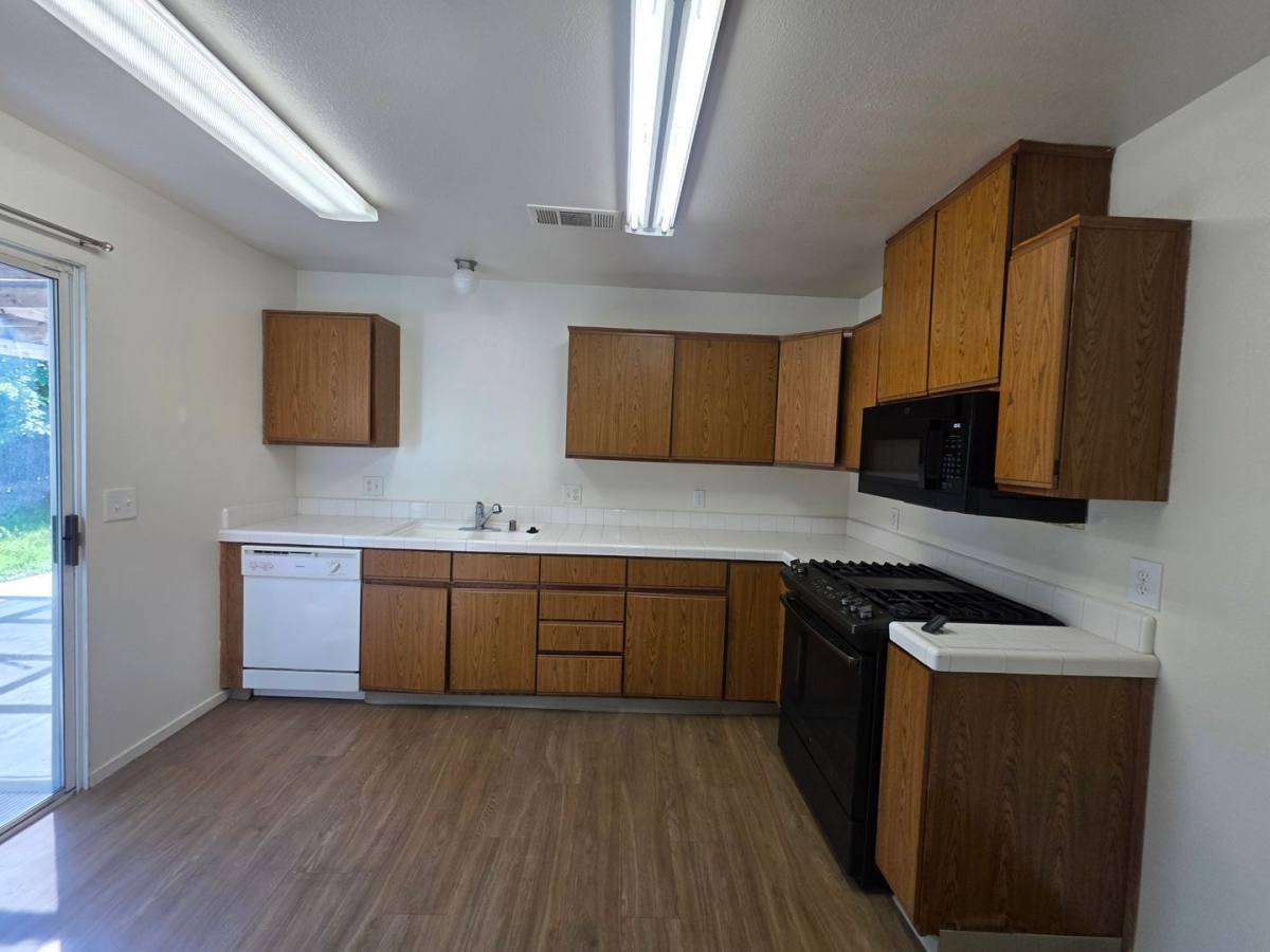 House for rent at 2211 W Sweet Court, Visalia, CA 93291