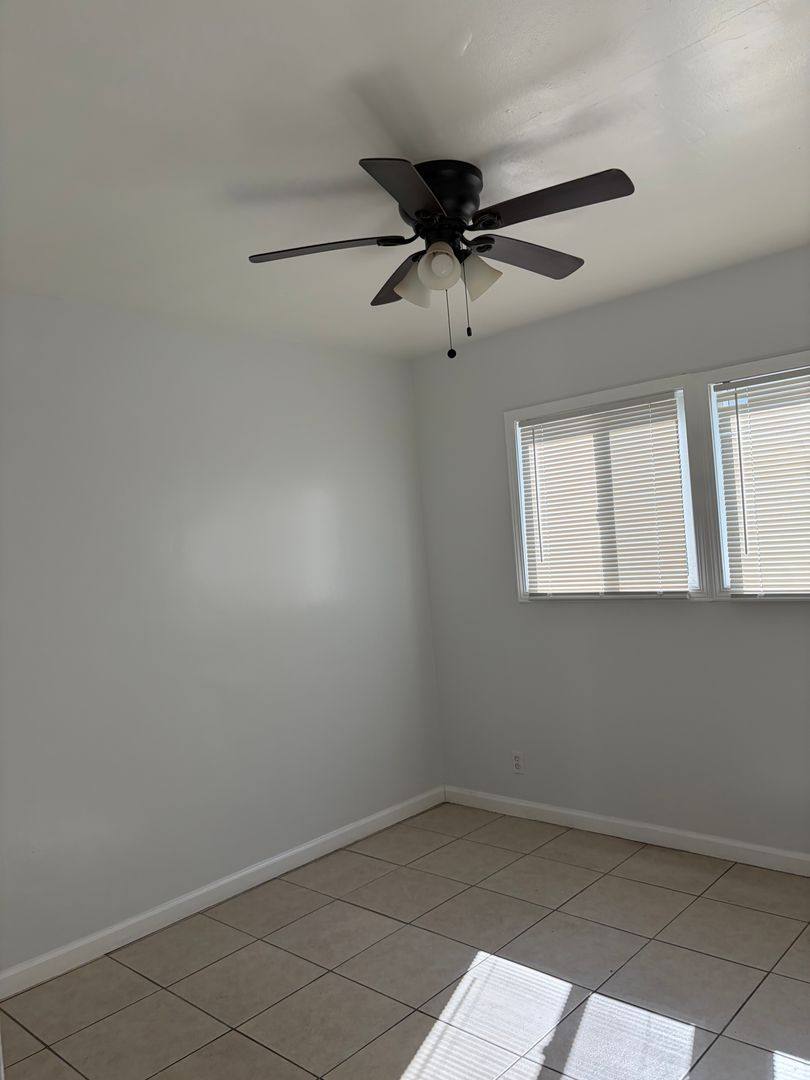 Apartment for rent at 1841-1845 Chestnut Ave, Long Beach, CA 90806