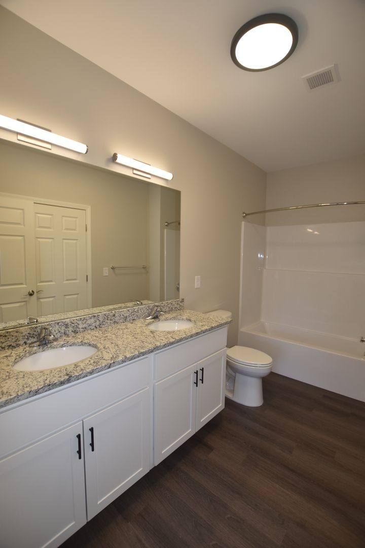 Apartment for rent at 217 Rockingham Rd, Londonderry, NH 03053