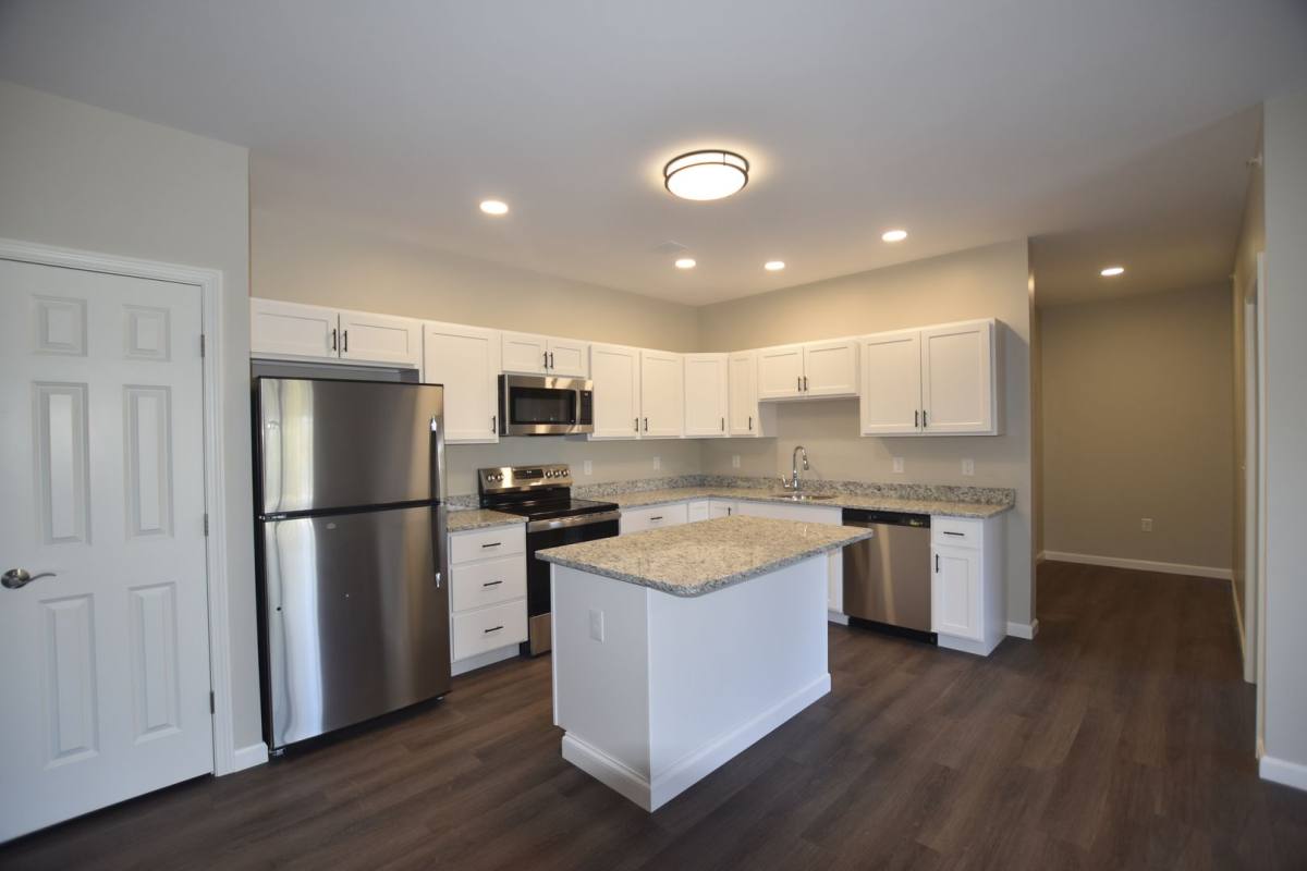 Apartment for rent at 217 Rockingham Rd, Londonderry, NH 03053