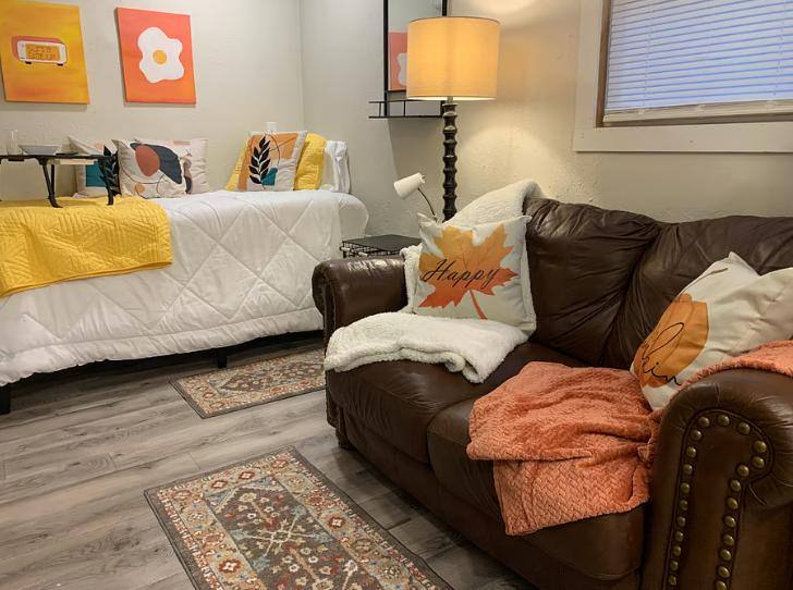 Apartment for rent at 1103 Jefferson St, Columbia, MO 65203