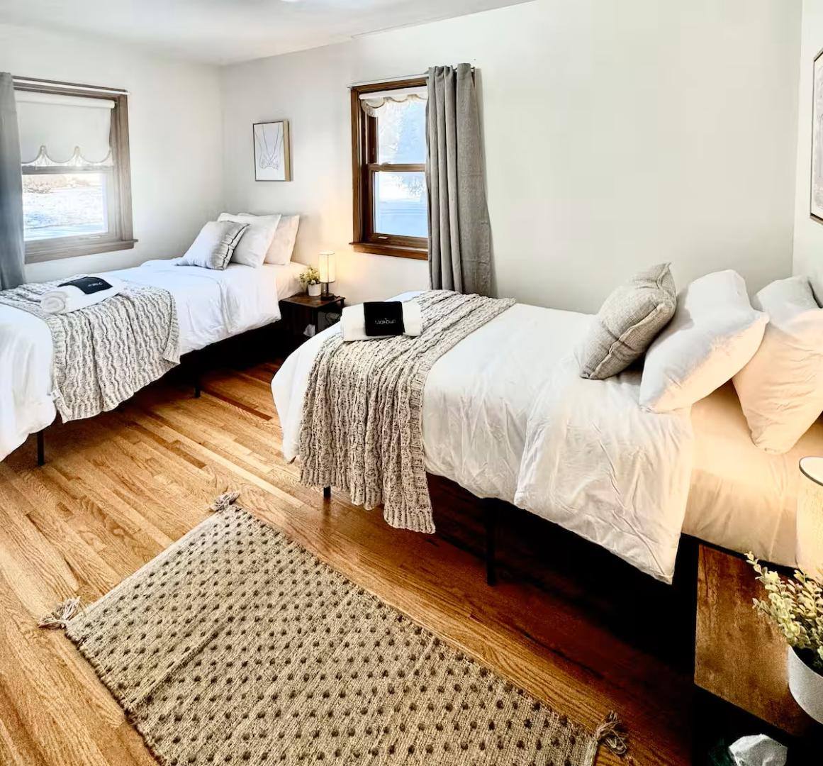 Apartment for rent at 1062 Glenhill Rd #1062A, Saint Paul, MN 55126