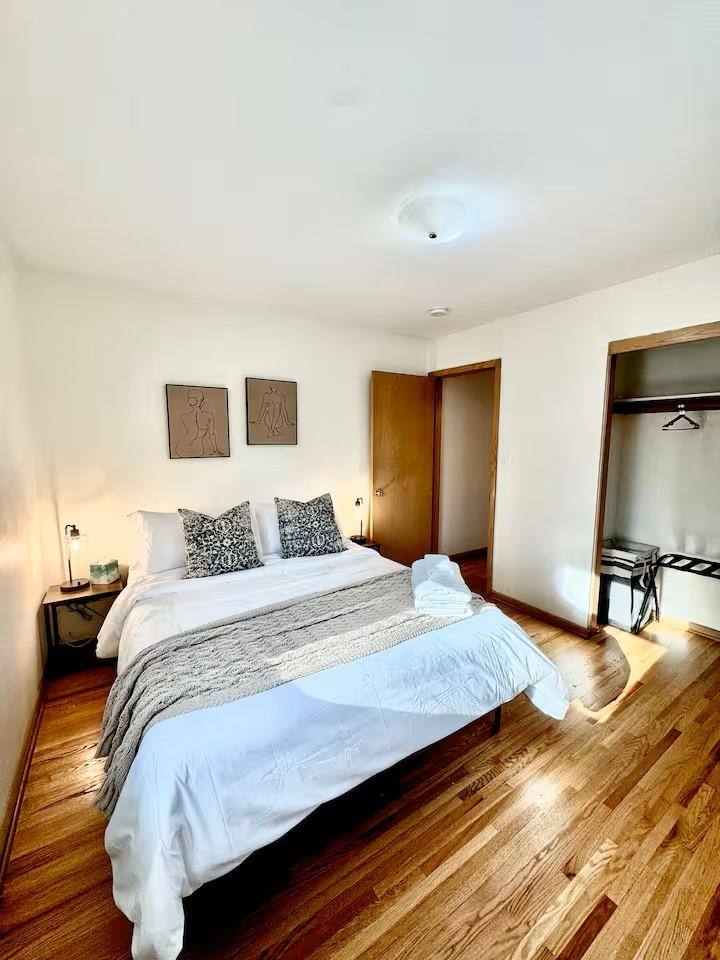Apartment for rent at 1062 Glenhill Rd #1062A, Saint Paul, MN 55126
