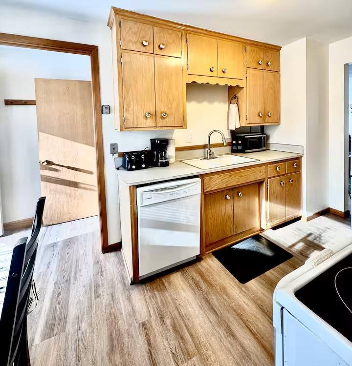Apartment for rent at 1062 Glenhill Rd #1062A, Saint Paul, MN 55126