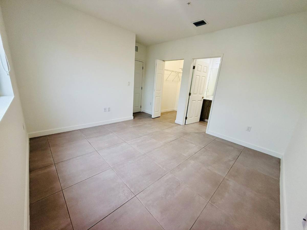 Apartment for rent at 1295 W 69 St #203, Hialeah, FL 33014
