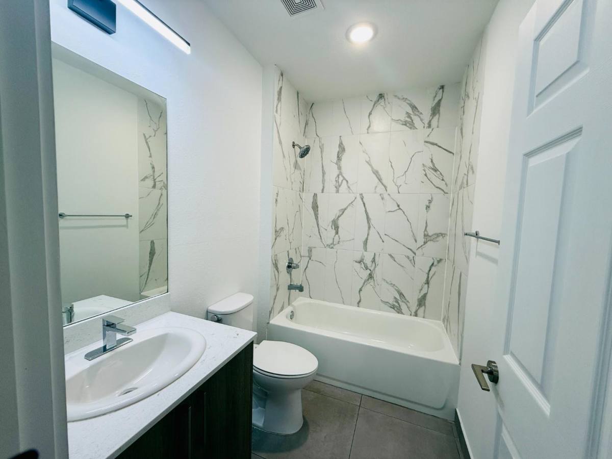 Apartment for rent at 1295 W 69 St #203, Hialeah, FL 33014