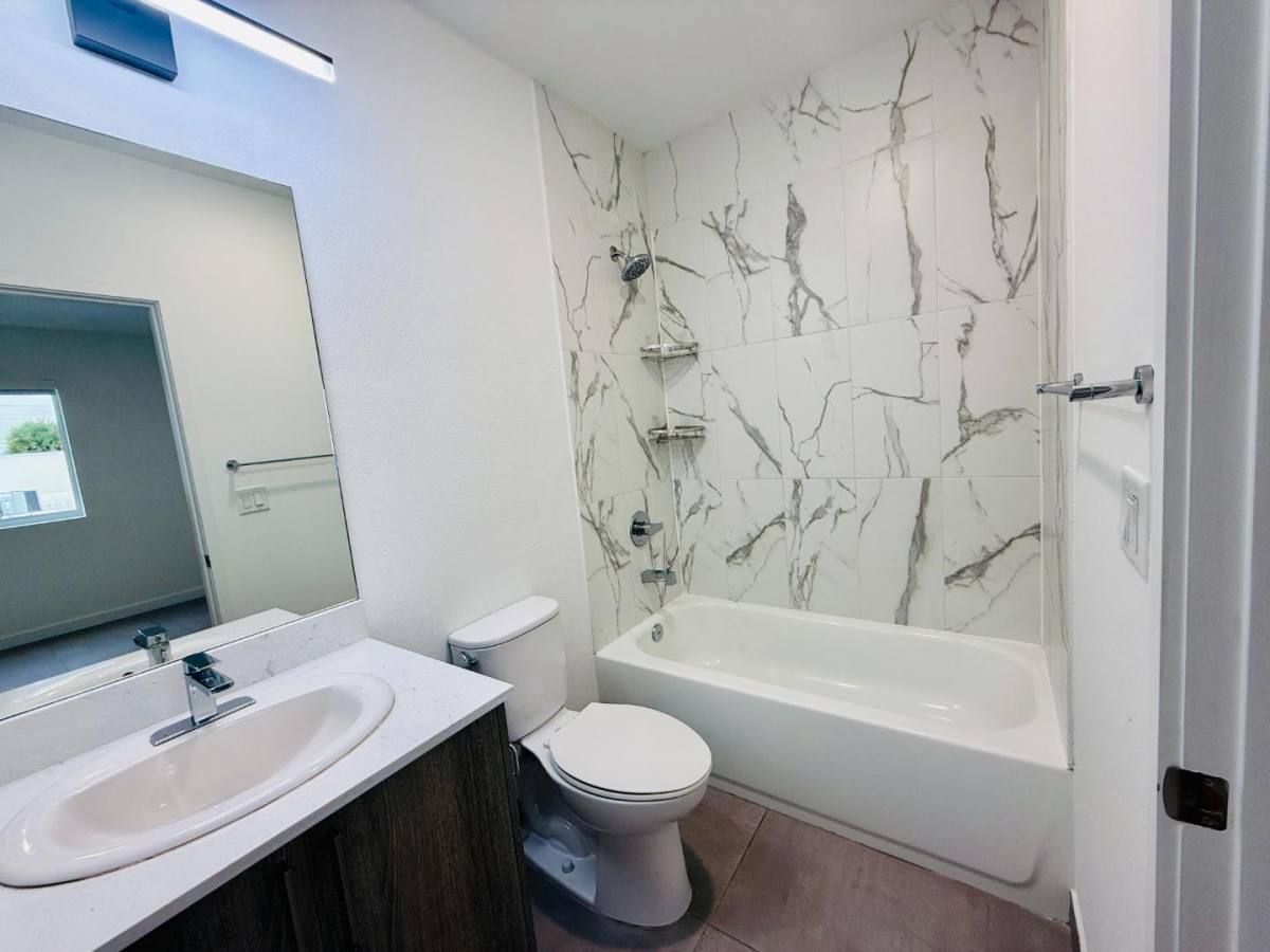 Apartment for rent at 1295 W 69 St #203, Hialeah, FL 33014