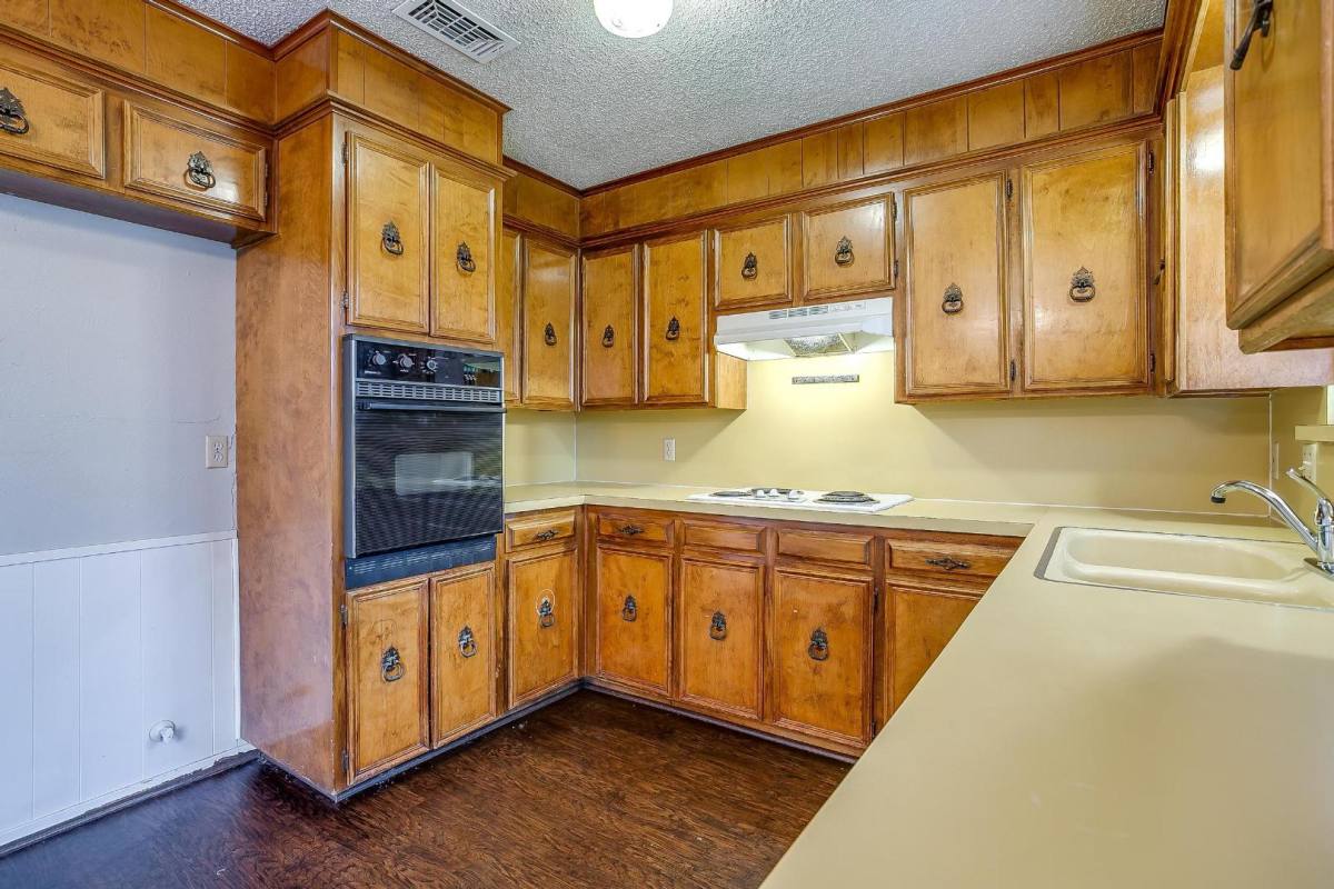 House for rent at 232 Linda Dr #L232, Burleson, TX 76028