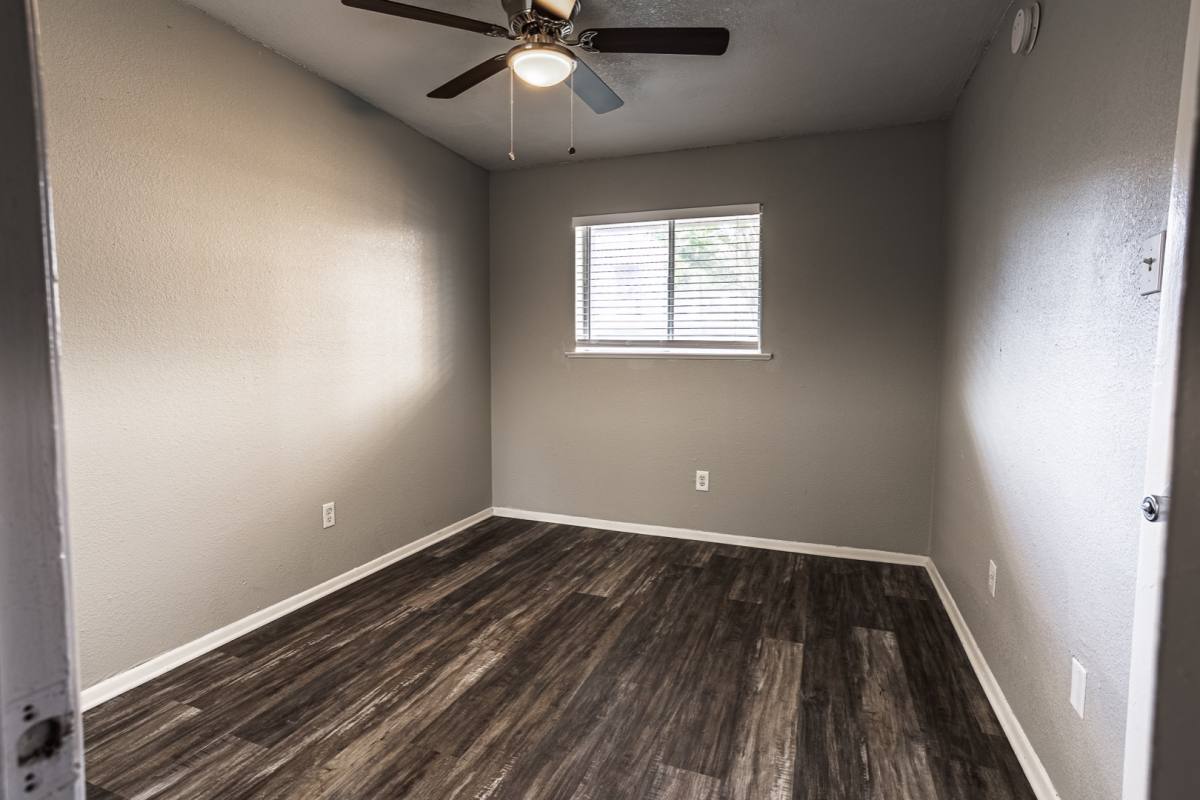Apartment for rent at 122 Harmon Rd #110, Hurst, TX 76053