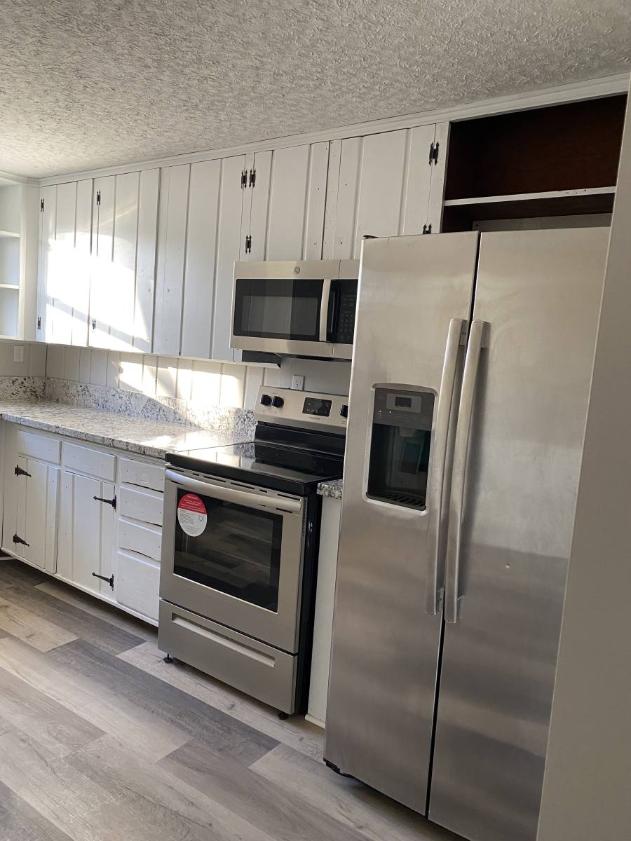 Apartment for rent at 1116 N Royal Ave #2, Front Royal, VA 22630
