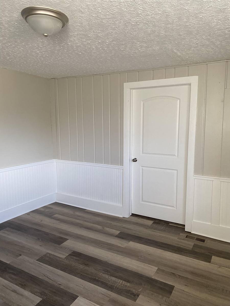 Apartment for rent at 1116 N Royal Ave #2, Front Royal, VA 22630