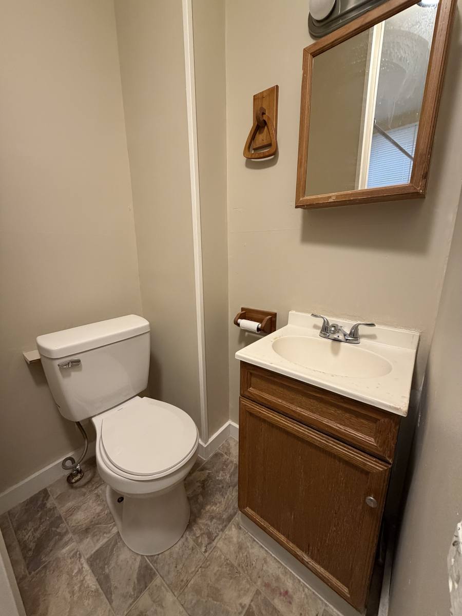 Apartment for rent at 401 N Porter St, Saginaw, MI 48602