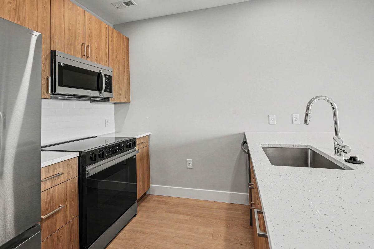Apartment for rent at Trail House, 1923 Lexington Ave, Cincinnati, OH 45212