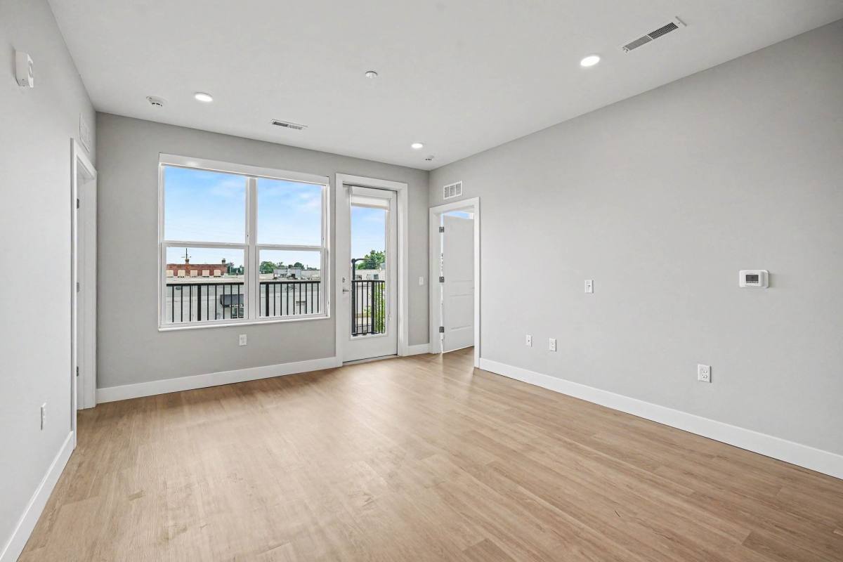 Apartment for rent at Trail House, 1923 Lexington Ave, Cincinnati, OH 45212