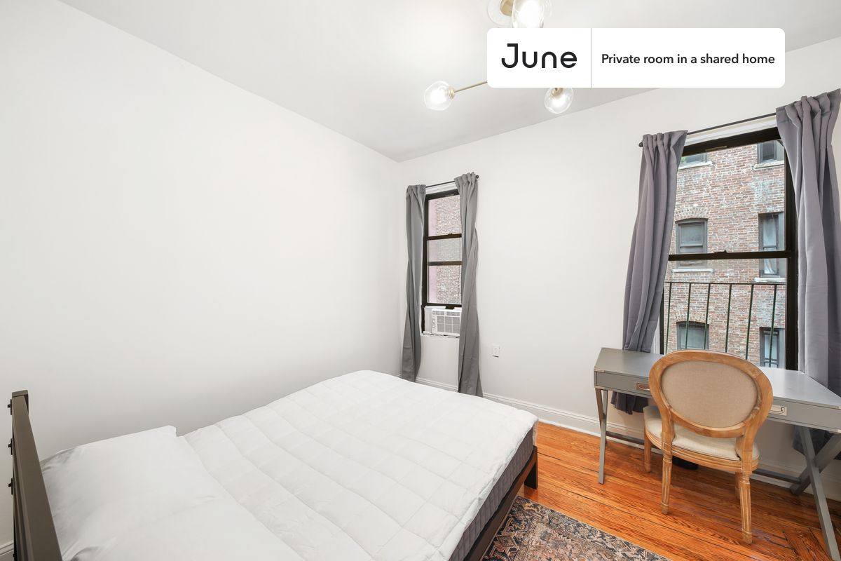 Apartment for rent at 225 W 109th St #A, New York, NY 10025