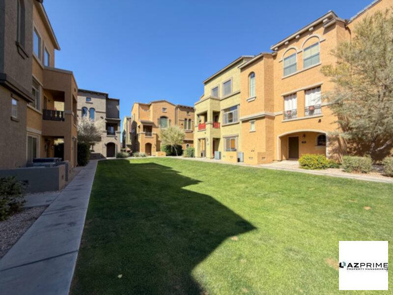 Condo for rent at 16825 N 14th St #90, Phoenix, AZ 85022