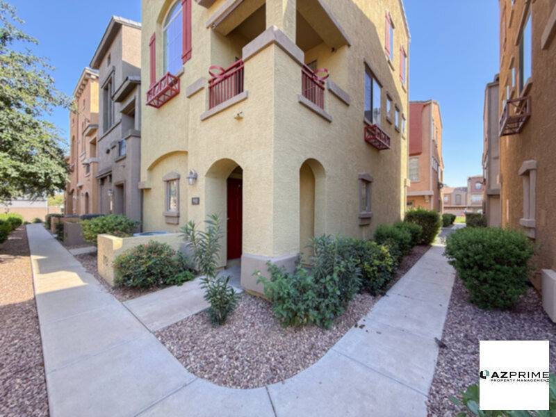 Condo for rent at 16825 N 14th St #90, Phoenix, AZ 85022