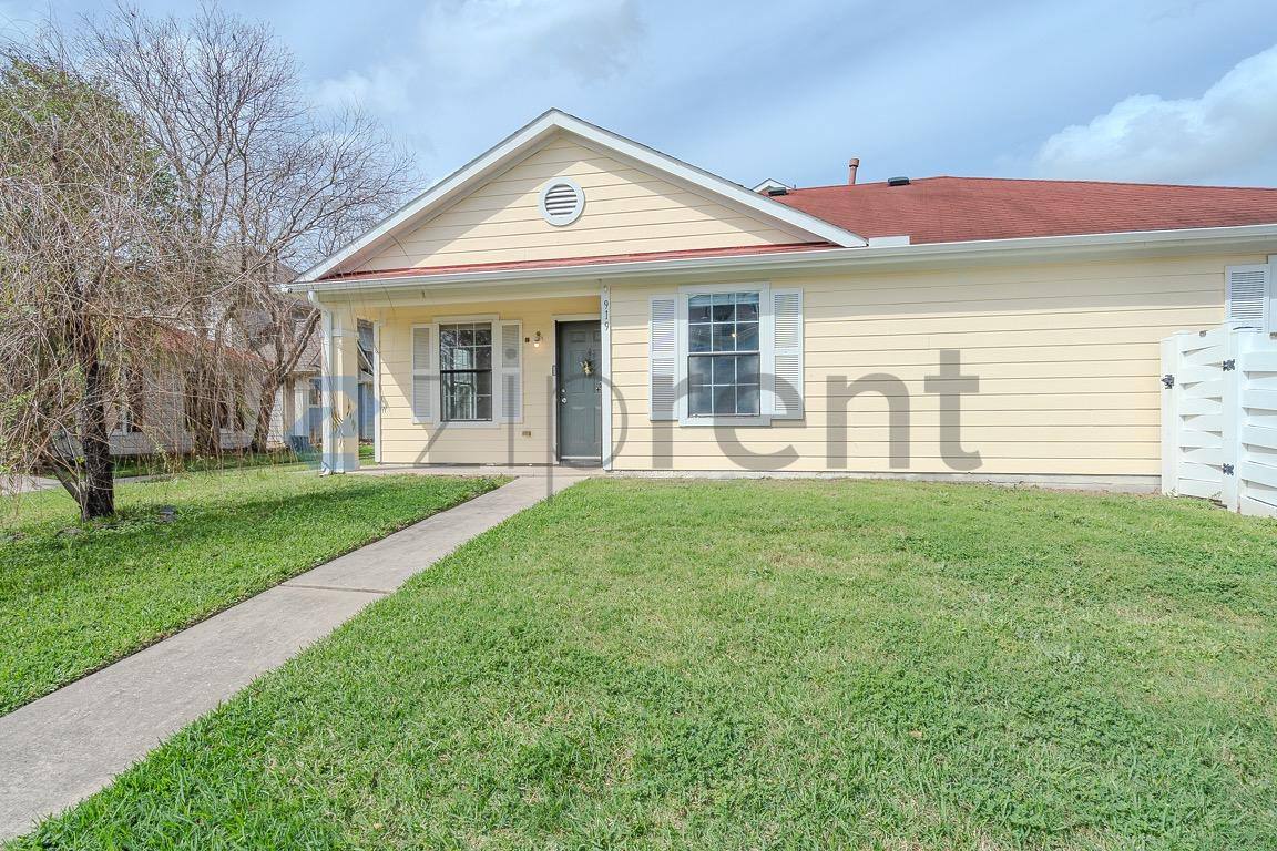 House for rent at 919 Verde Trails Dr, Houston, TX 77073