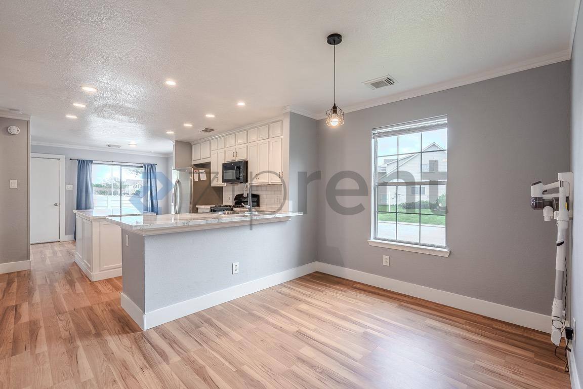 House for rent at 919 Verde Trails Dr, Houston, TX 77073