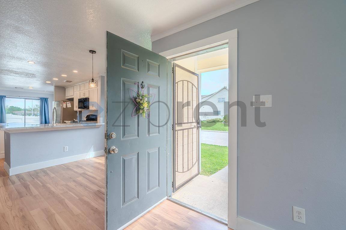 House for rent at 919 Verde Trails Dr, Houston, TX 77073