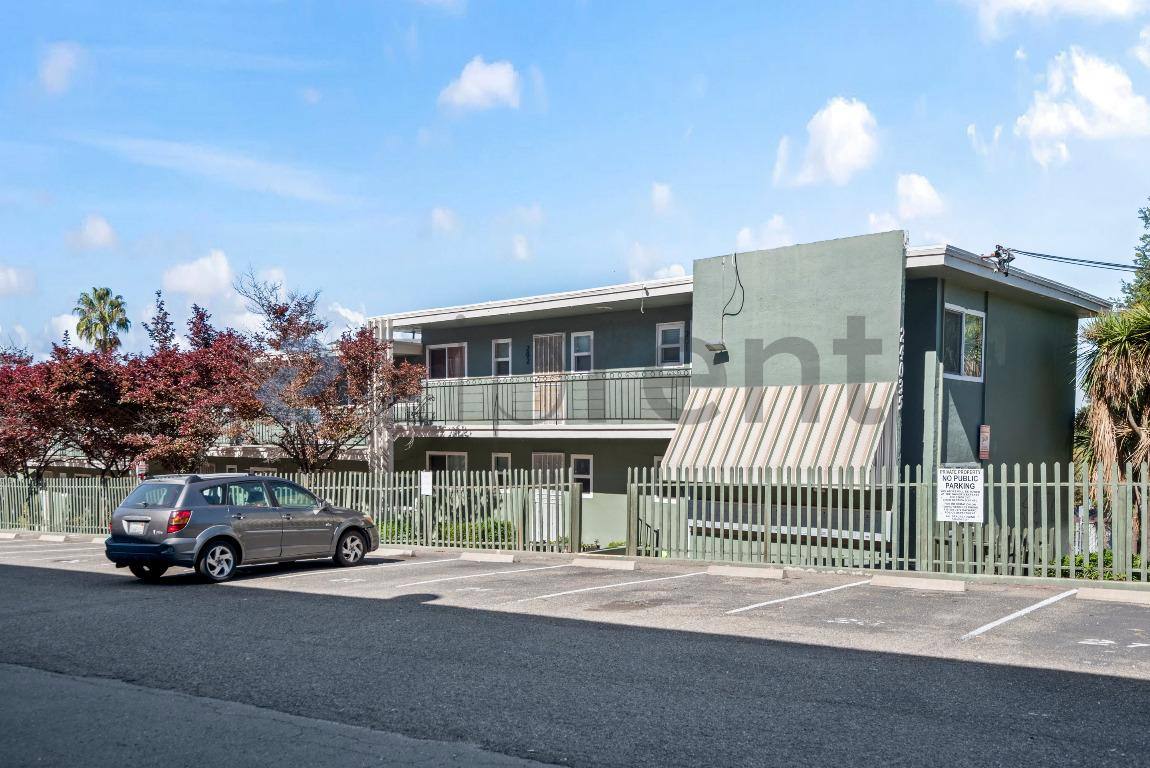 Apartment for rent at 24035 2nd St #204, Hayward, CA 94541