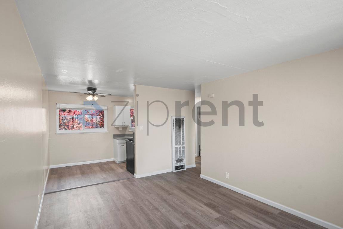 Apartment for rent at 24035 2nd St #204, Hayward, CA 94541