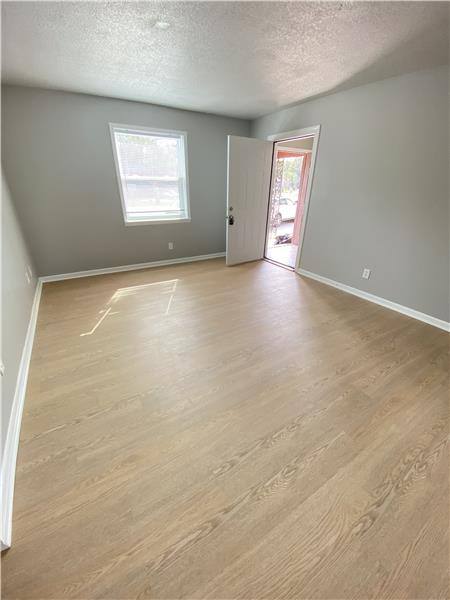 Apartment for rent at 113 Woodhouse Lane #B, Savannah, GA 31406