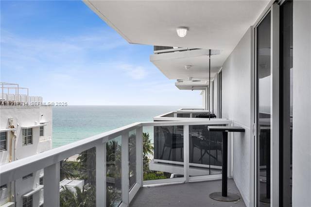 Condo for rent at 2401 Collins Ave #1110, Miami Beach, FL 33140