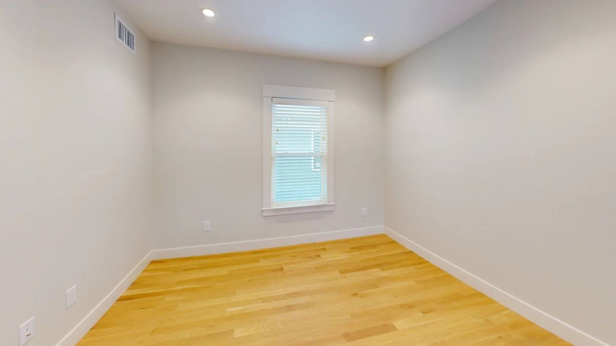 Apartment for rent at 208-210 Banks St #3, Cambridge, MA 02138