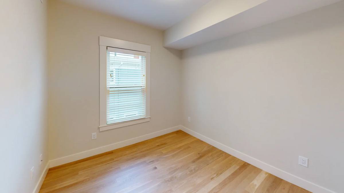 Apartment for rent at 208-210 Banks St #3, Cambridge, MA 02138