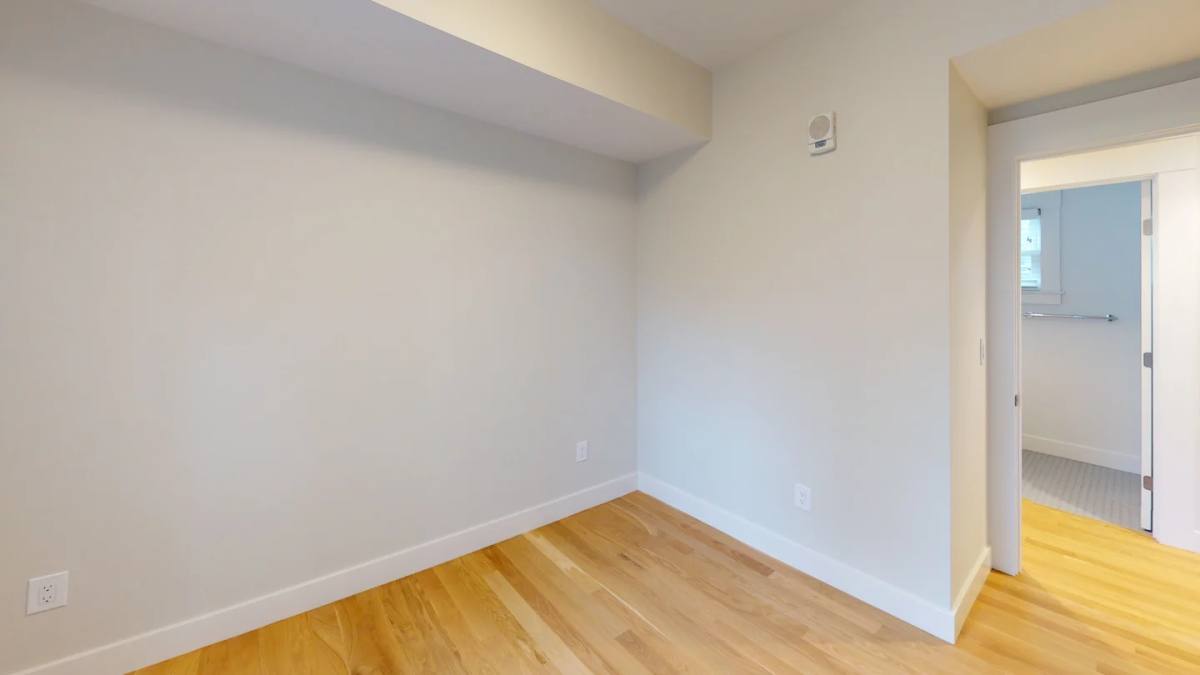 Apartment for rent at 208-210 Banks St #3, Cambridge, MA 02138