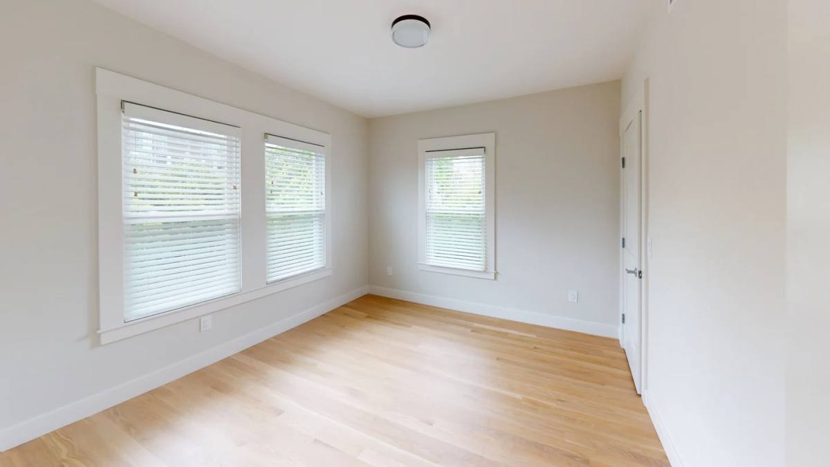 Apartment for rent at 208-210 Banks St #3, Cambridge, MA 02138