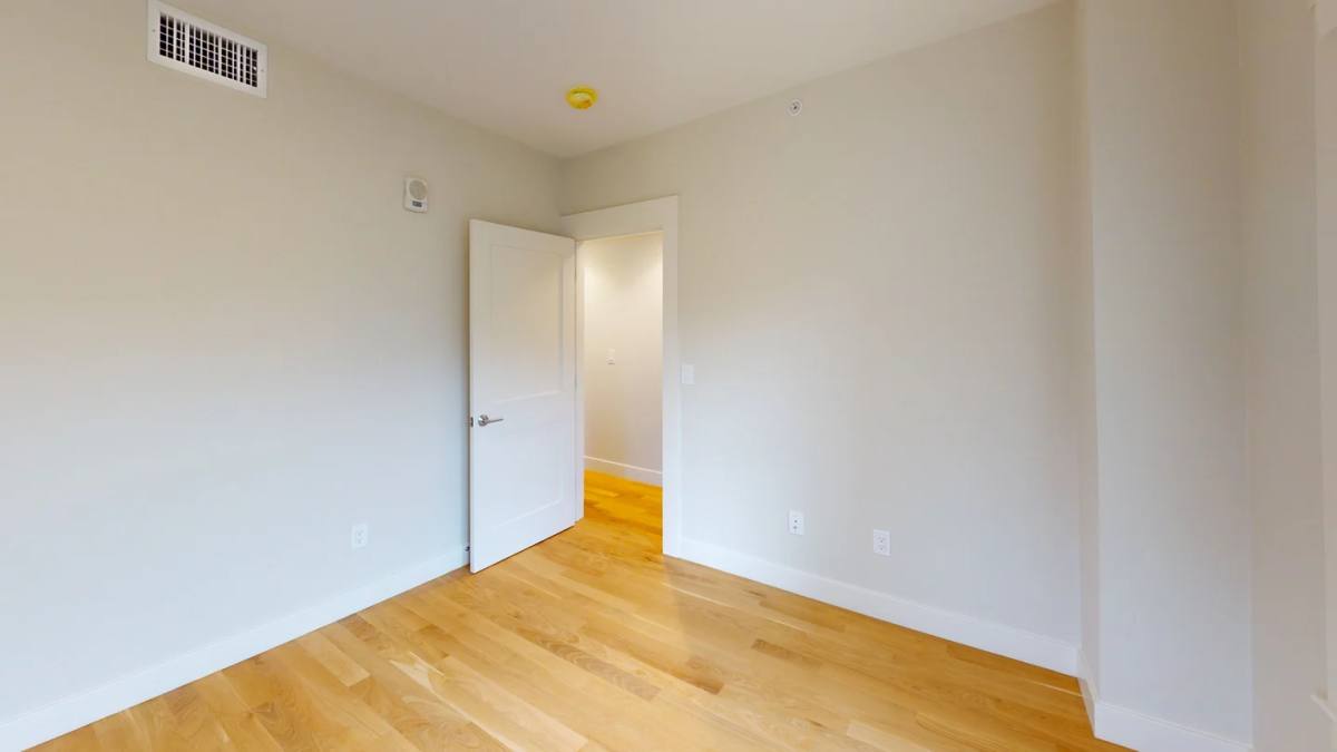 Apartment for rent at 208-210 Banks St #3, Cambridge, MA 02138