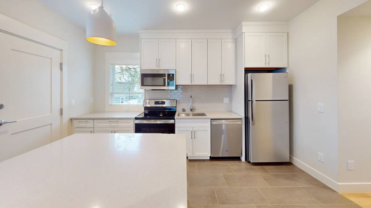 Apartment for rent at 208-210 Banks St #3, Cambridge, MA 02138