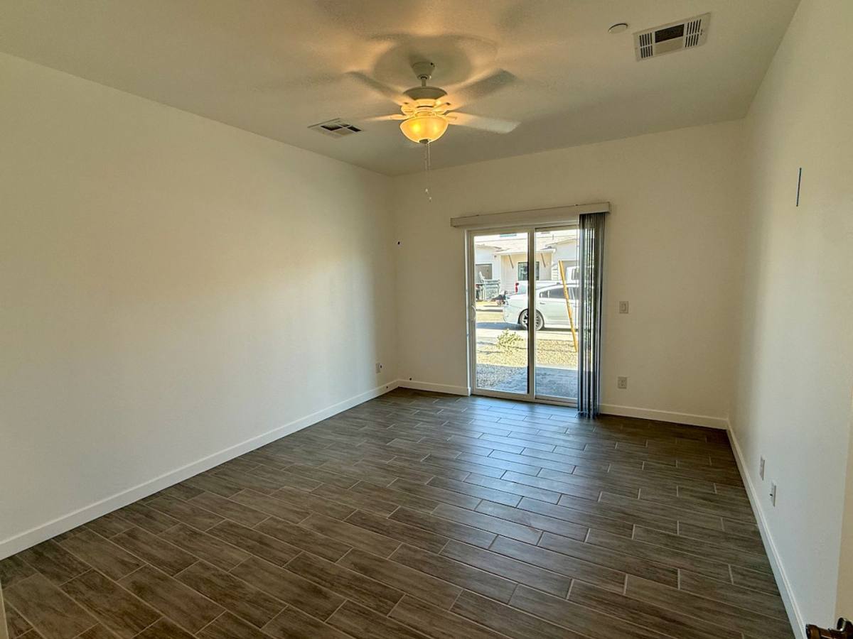Townhouse for rent at 8232 E University Dr, Mesa, AZ 85207